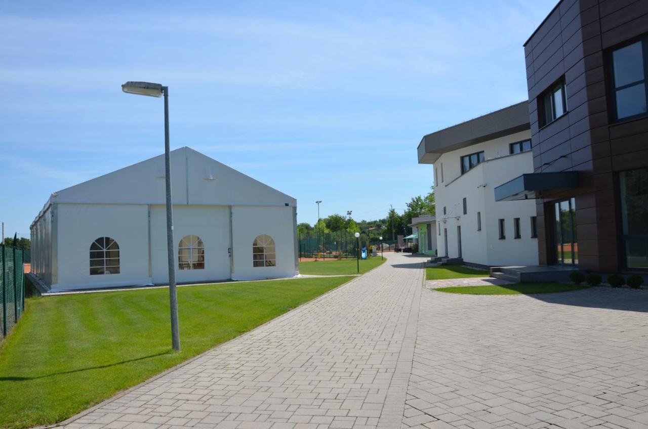 Penzion Rocket Club Lučenec Εξωτερικό φωτογραφία